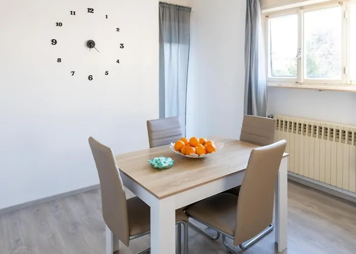 Elite Pensión Monfalcone